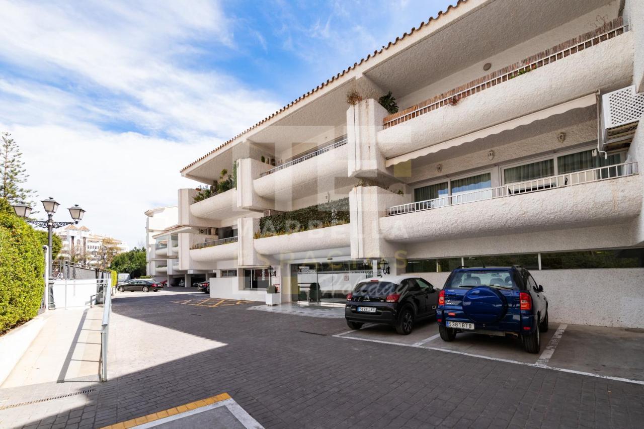 Roy Boston Marbella By Florentia Homes Bagian luar foto