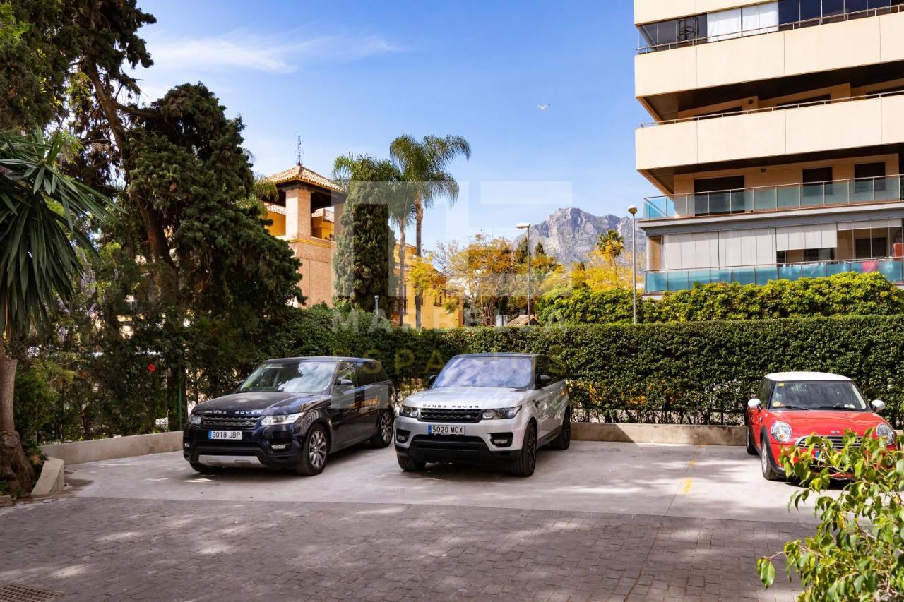 Roy Boston Marbella By Florentia Homes Bagian luar foto