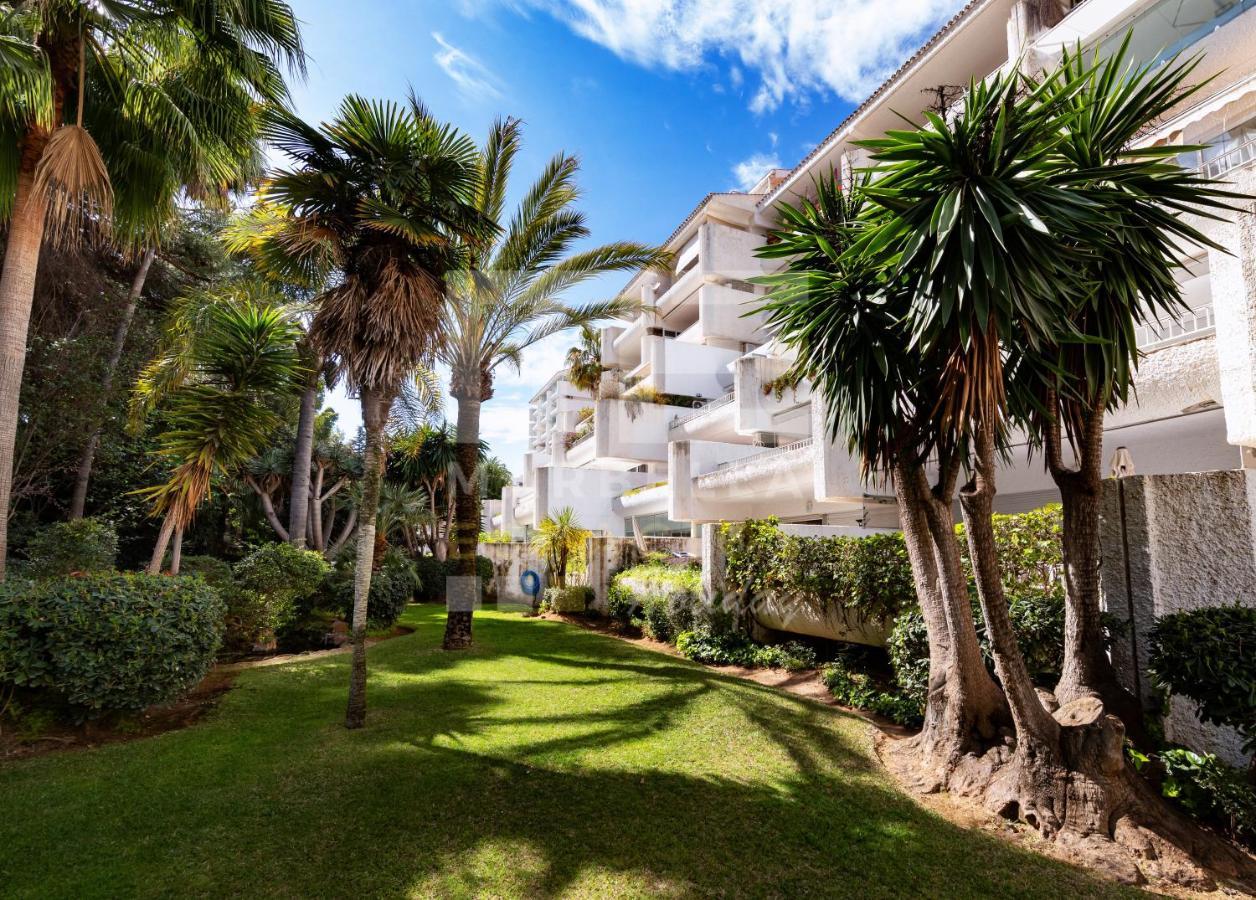 Roy Boston Marbella By Florentia Homes Bagian luar foto